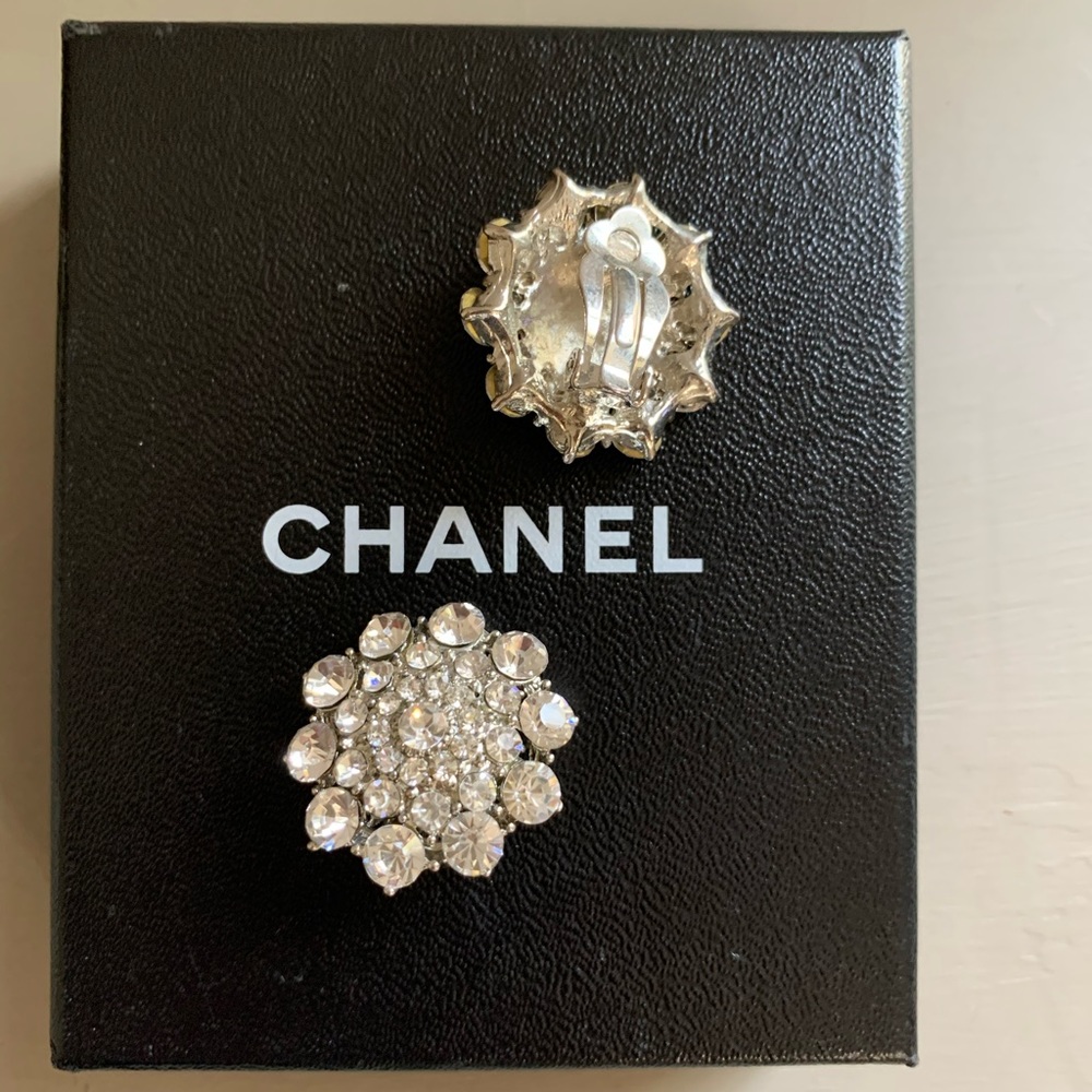 Beautiful Earrings ⭐️